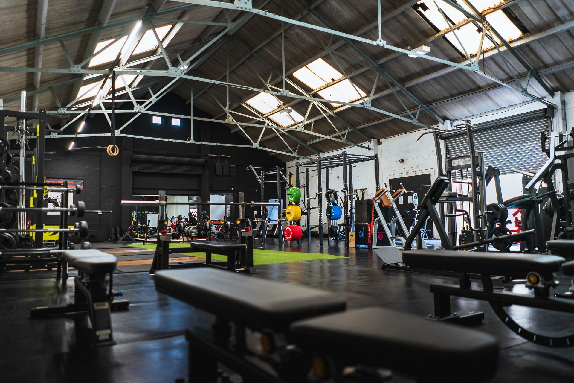 Chest row is performed on the incline bench. (Image via Unsplash/ Samuel Girven)